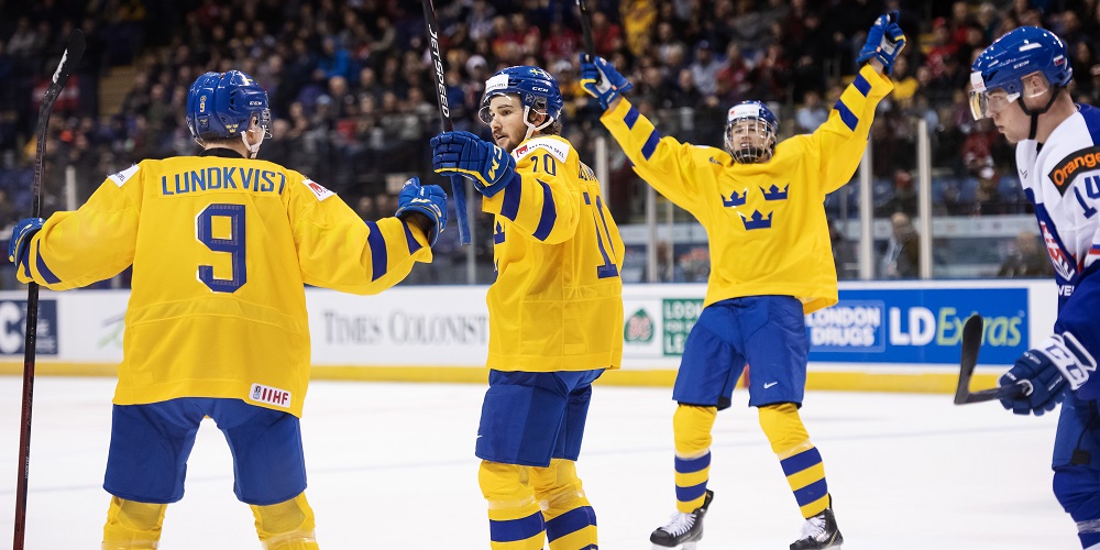 Emil Brännström och sverige jublar