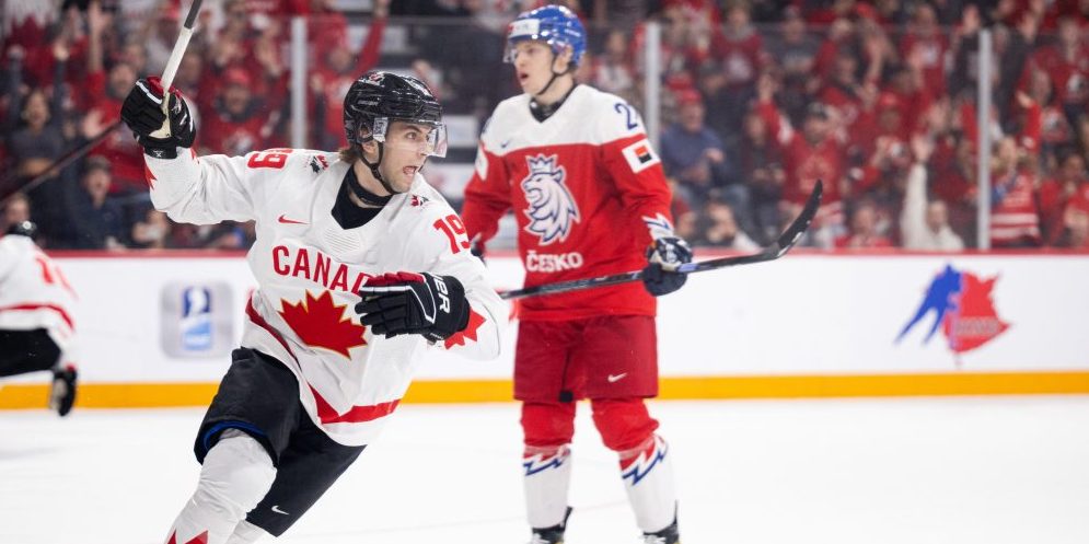 Adam Fantilli, kanadensisk hockeyspelare i JVM-finalen 2023