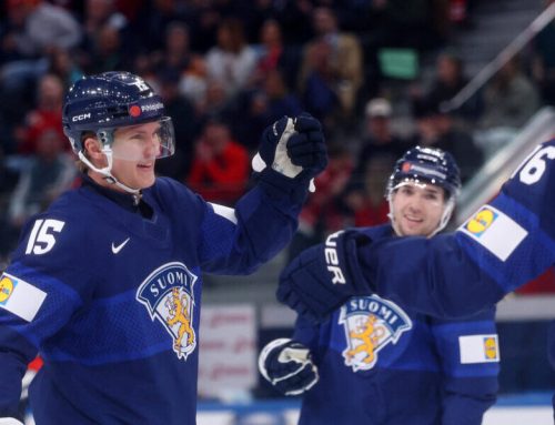 Finland krossade Kanada i andra – klara för VM-final