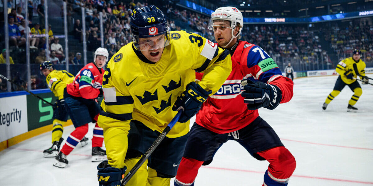 Jakob Silfverberg och Stian Solberg under hockey VM 2026
