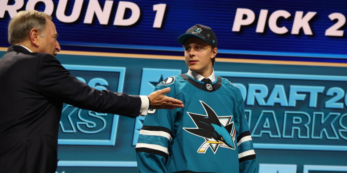 Ivar Stenberg blev den första svensken att bli vald under 2026 års NHL-draft